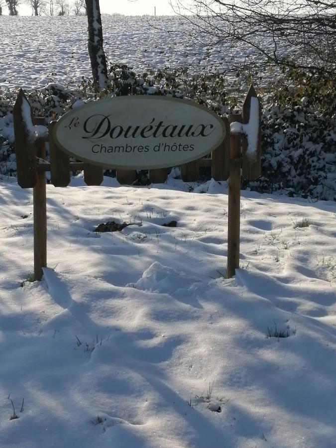 Le Douetaux Chambres D'Hotes La Baussaine Exterior foto