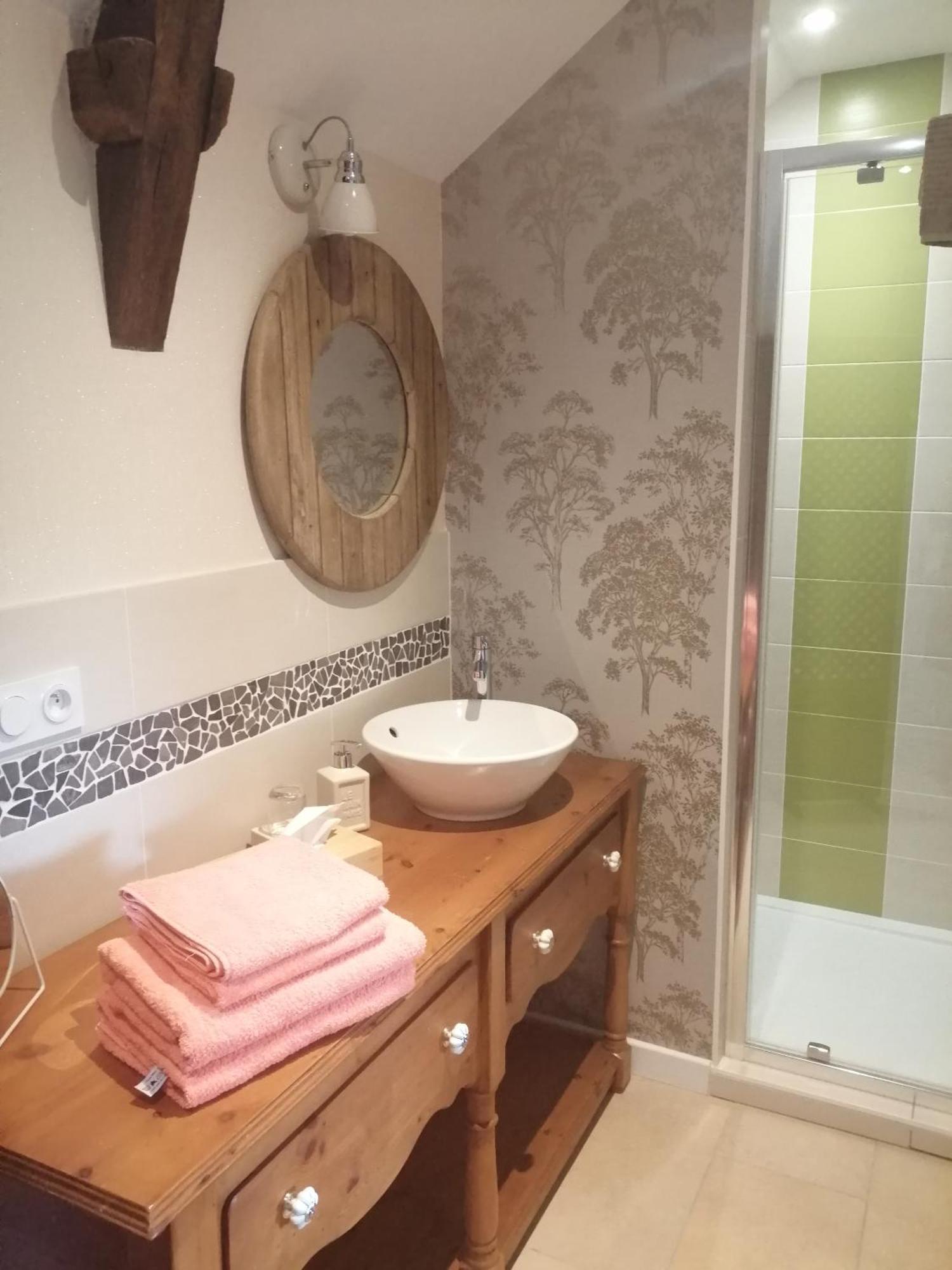 Le Douetaux Chambres D'Hotes La Baussaine Quarto foto
